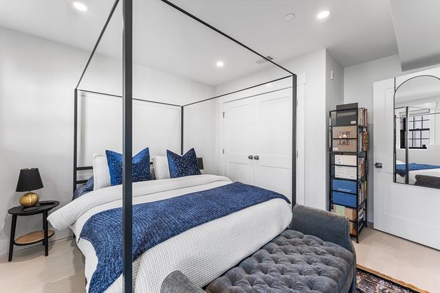 11 Lowell St B, Arlington, MA 02476