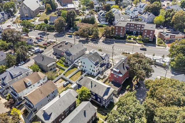 11 Lowell St B, Arlington, MA 02476