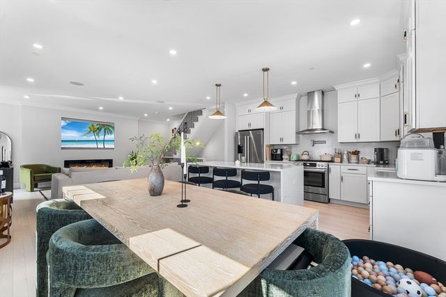 11 Lowell St B, Arlington, MA 02476