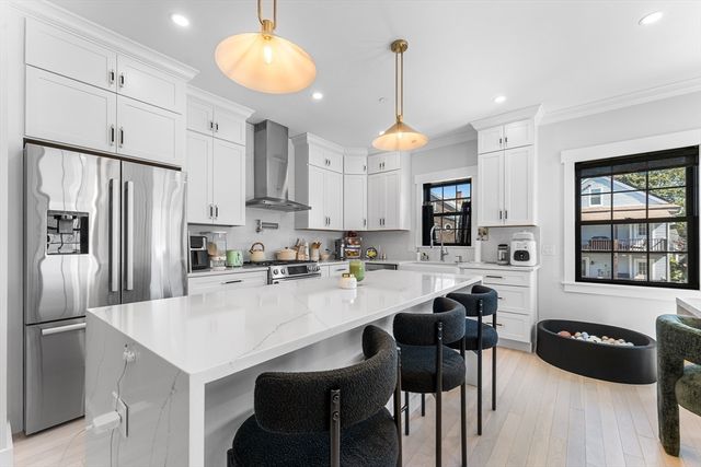 11 Lowell St B, Arlington, MA 02476