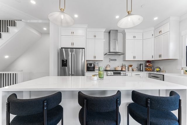 11 Lowell St B, Arlington, MA 02476