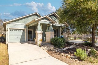 2000 Amur DR, Austin, TX 78745