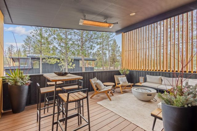 631 N Sisters Woodlands Way Way, Sisters, OR 97759