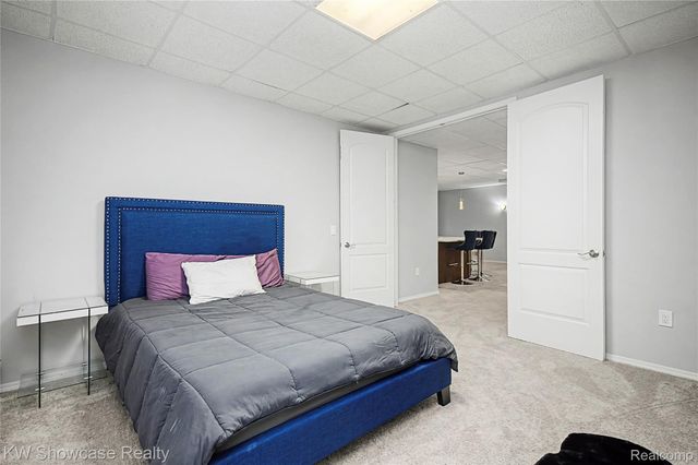 5608 Pembrooke Crossing, West Bloomfield Charter Township, MI 48322