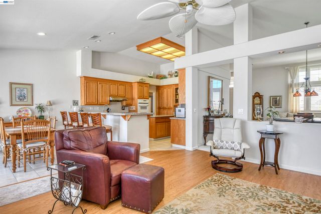 1989 Newport Dr, Discovery Bay, CA 94505