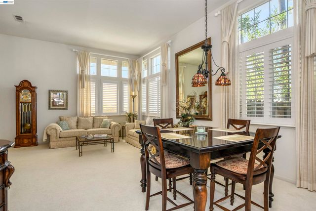 1989 Newport Dr, Discovery Bay, CA 94505