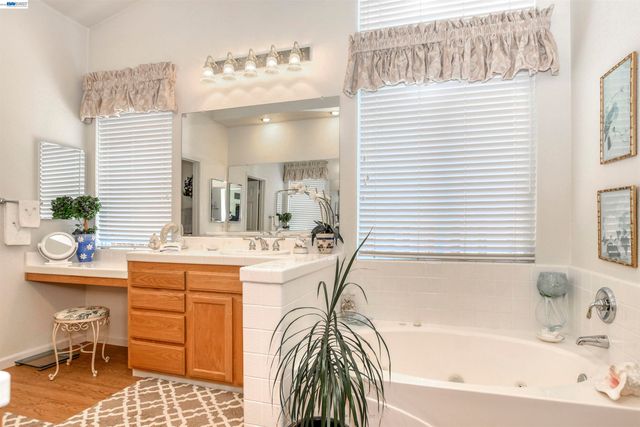 1989 Newport Dr, Discovery Bay, CA 94505