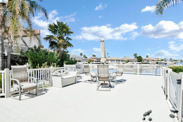 1989 Newport Dr, Discovery Bay, CA 94505