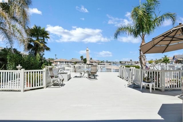 1989 Newport Dr, Discovery Bay, CA 94505