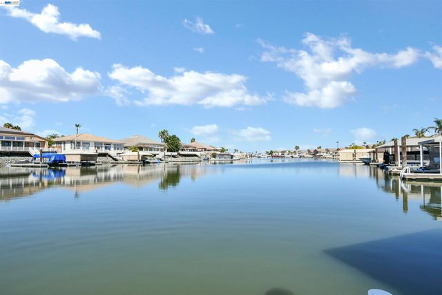 1989 Newport Dr, Discovery Bay, CA 94505