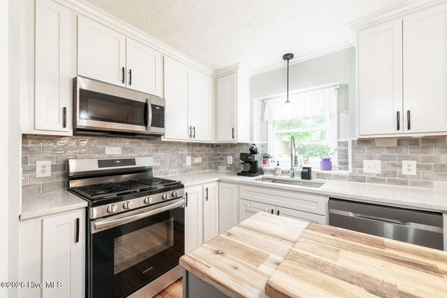 1375 Willow Woods Drive, Aiken, SC 29803