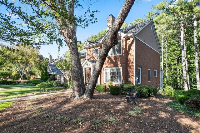 734 Olde Towne Lane, Marietta, GA 30068