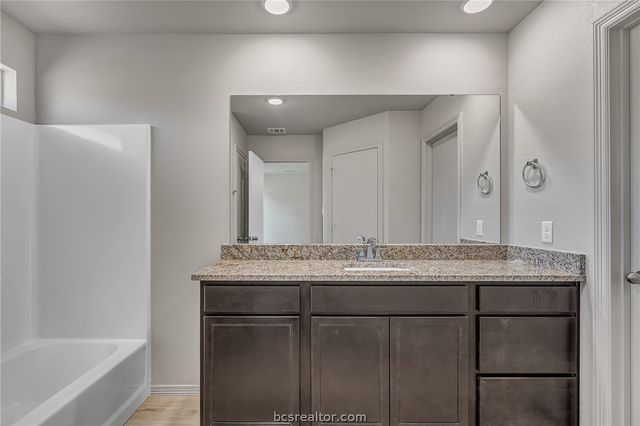 1640 Lucky Street, Bryan, TX 77803