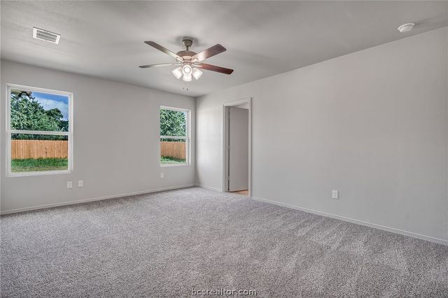 1640 Lucky Street, Bryan, TX 77803