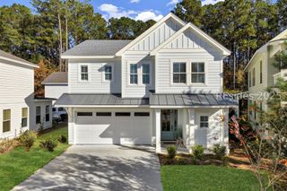 34 Blue Trail Ct, Bluffton, SC 29910