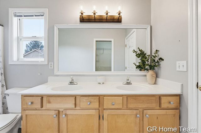 3777 Mayberry Court Se, City Of Kentwood, MI 49512