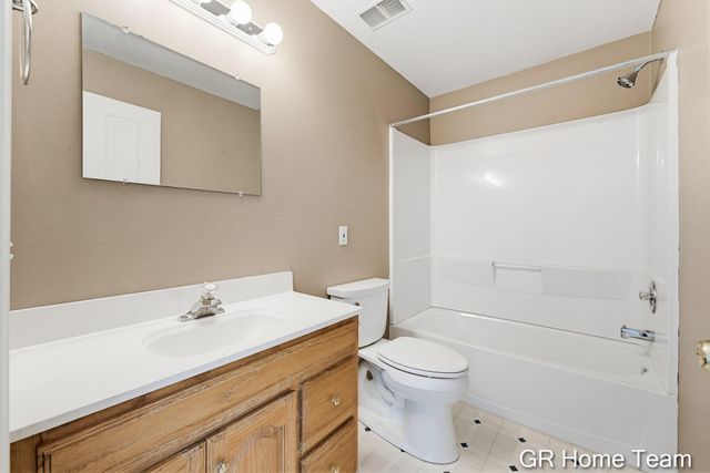 3777 Mayberry Court Se, City Of Kentwood, MI 49512