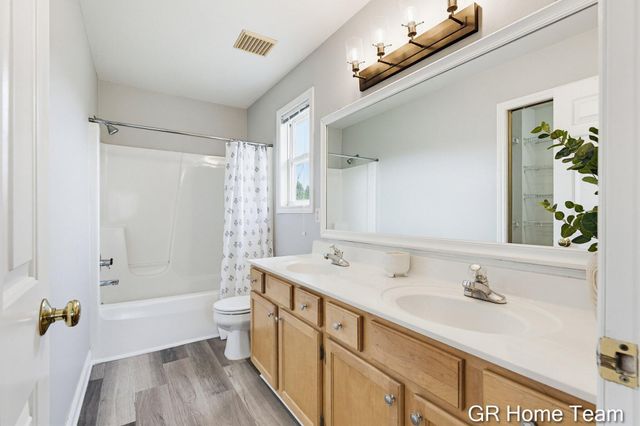 3777 Mayberry Court Se, City Of Kentwood, MI 49512