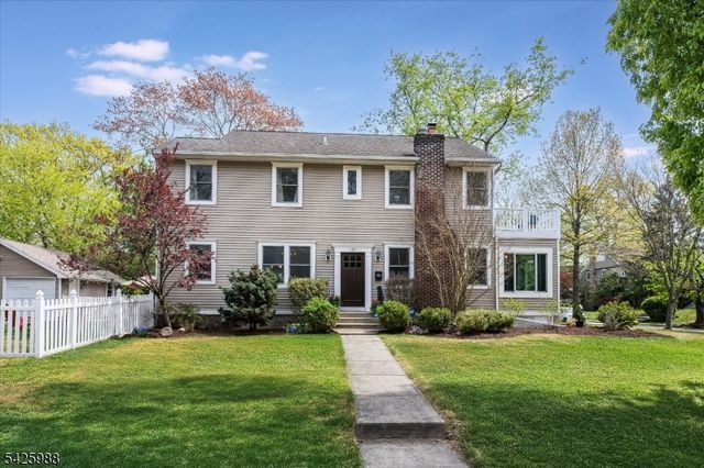 107 Main St, Glen Rock Boro, NJ 07452