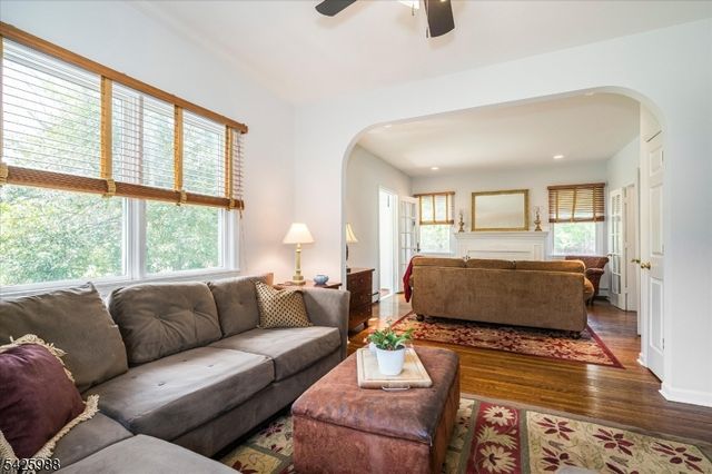 107 Main St, Glen Rock Boro, NJ 07452