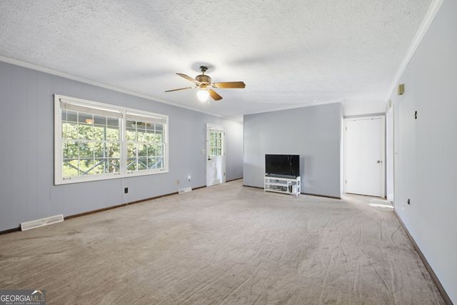 43 Ridgeview Drive SE, Silver Creek, GA 30173