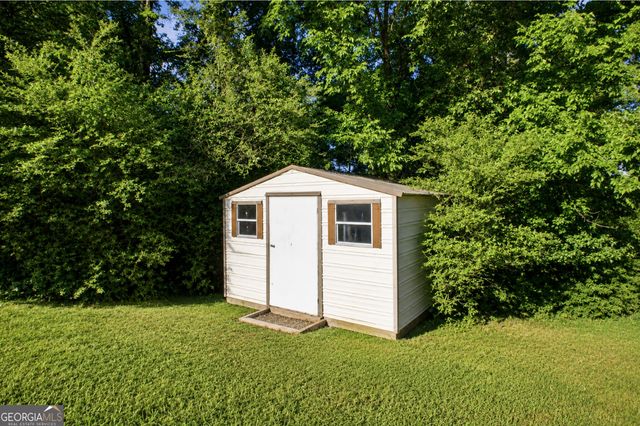 43 Ridgeview Drive SE, Silver Creek, GA 30173