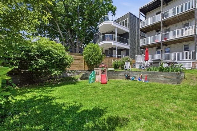 845 East 5th Street 1, Boston, MA 02127