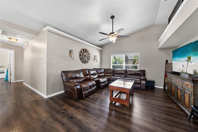 5978 ED HARRIS CT, St Cloud, FL 34771