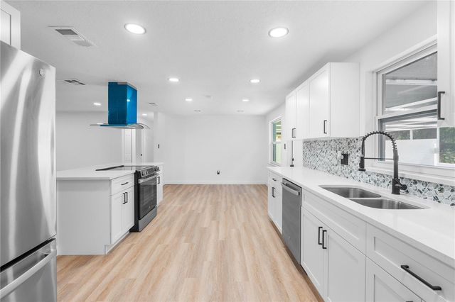 2330 PLEASANT DRIVE, Longwood, FL 32779