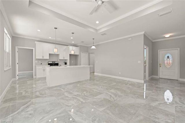 897 Iris DR, North Fort Myers, FL 33903