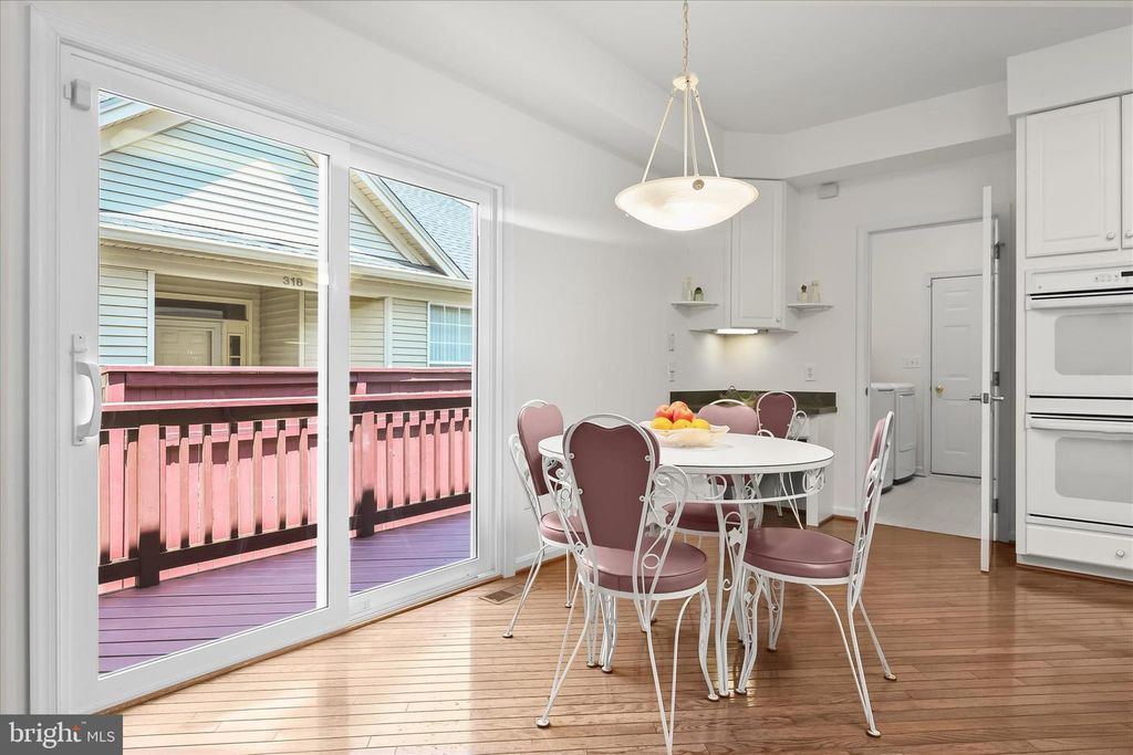 Image 21 of property listing at 320 CHALK HILL DR, Baltimore, MD 21208