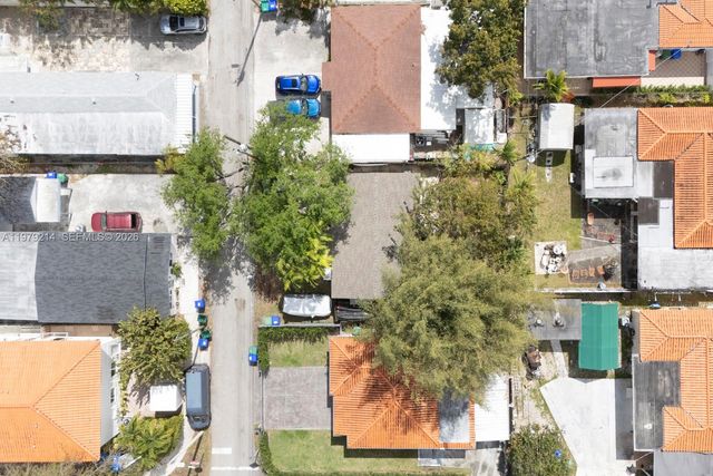 2710 SW 28th Ct, Miami, FL 33133