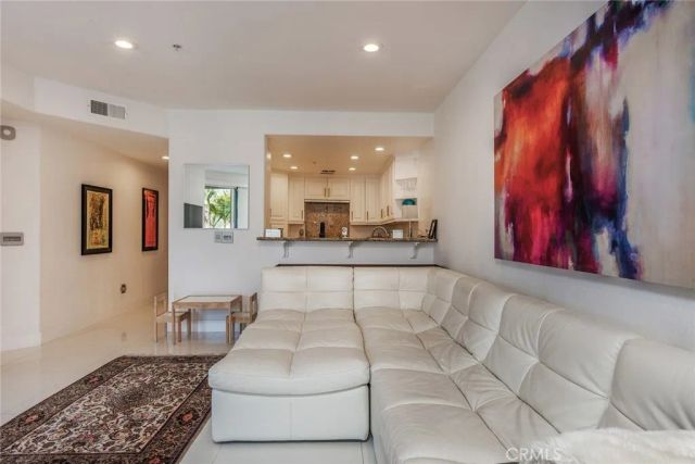 1500 E Ocean Boulevard 410, Long Beach, CA 90802