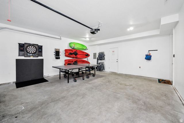 559 N BLUE LAKE ST, Garden City, UT 84028