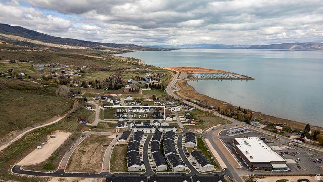 559 N BLUE LAKE ST, Garden City, UT 84028