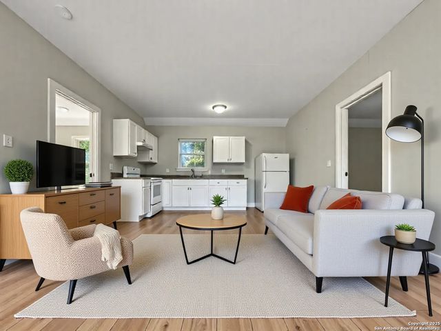 2523 Observation, San Antonio, TX 78227