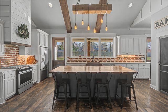 550 Ramsey Drive, Stonewall, LA 71078