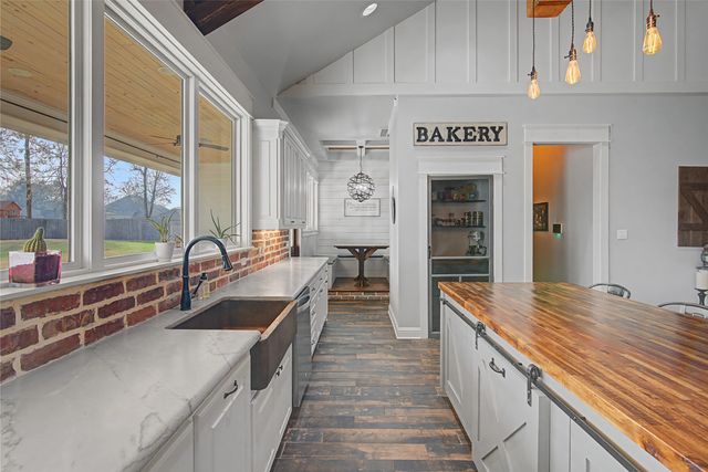 550 Ramsey Drive, Stonewall, LA 71078