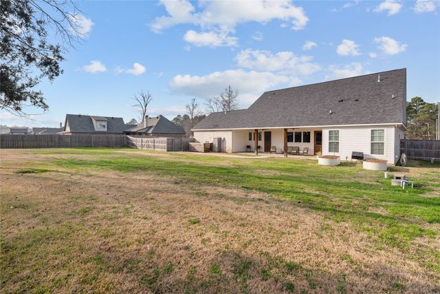 550 Ramsey Drive, Stonewall, LA 71078