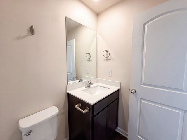 107 David Bolin Dr, La Vergne, TN 37086