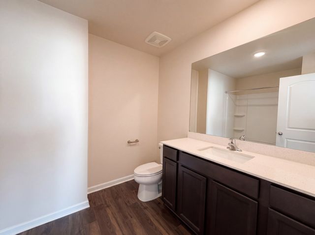 107 David Bolin Dr, La Vergne, TN 37086
