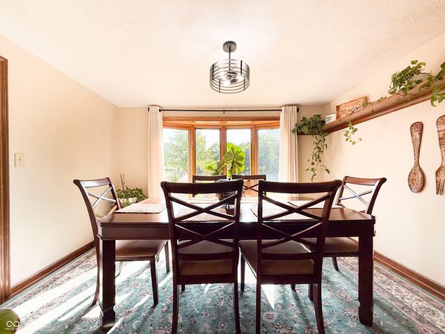 1020 Monteray Road, Greenwood, IN 46143