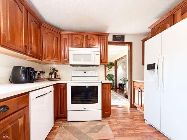 1020 Monteray Road, Greenwood, IN 46143