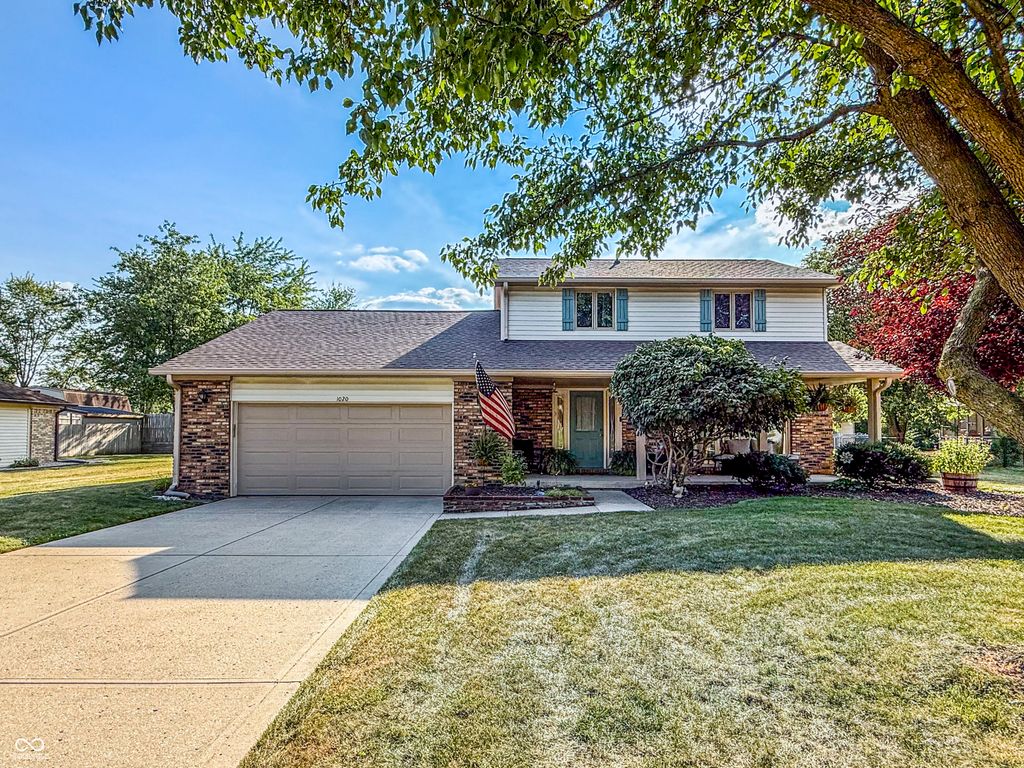 1020 Monteray Road, Greenwood, IN 46143