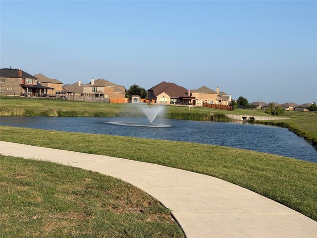 9401 Cypress Lake Drive, Fort Worth, TX 76036