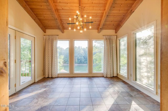 285 Allison Cove Trail, Piney Flats, TN 37686