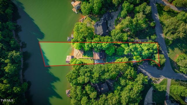 285 Allison Cove Trail, Piney Flats, TN 37686