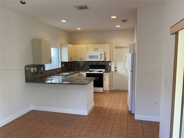 13436 SW 291st Ln, Homestead, FL 33033