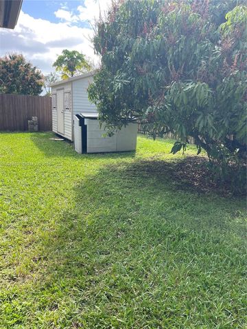 13436 SW 291st Ln, Homestead, FL 33033