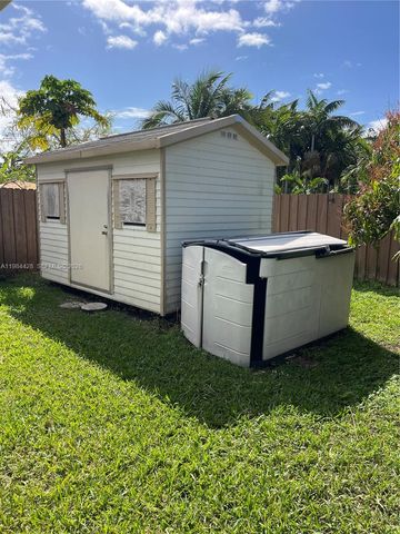 13436 SW 291st Ln, Homestead, FL 33033